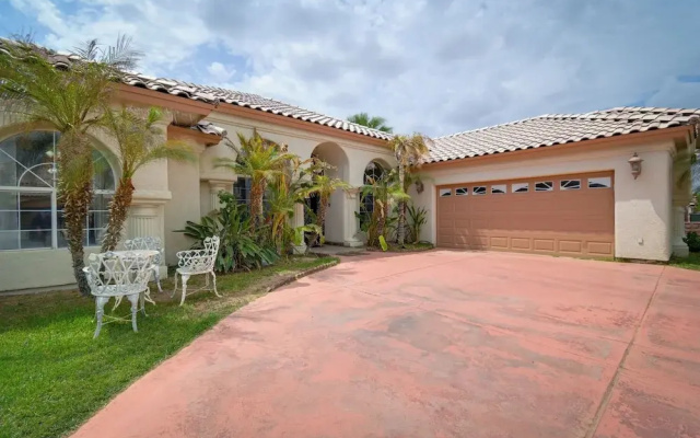 Luxe Yuma Home With Private Pool!