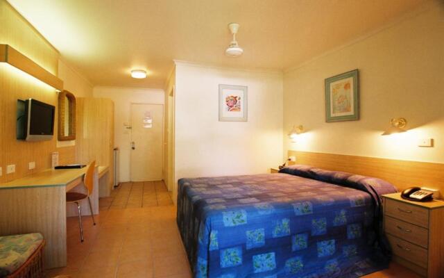 Cairns Gateway Resort – Guest Rooms – Cairns