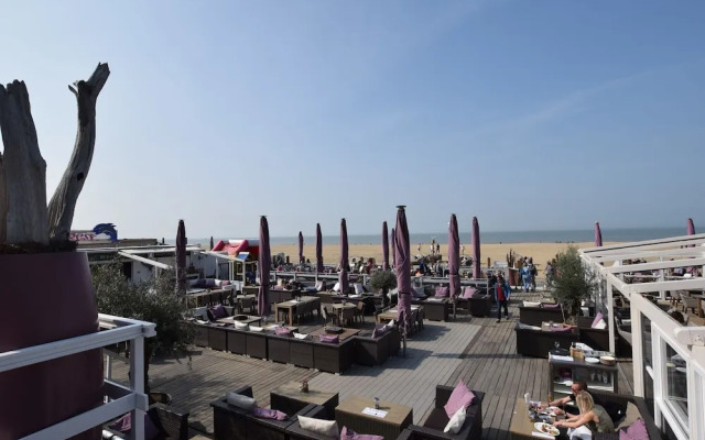Pretty Apartment in Scheveningen near Sea Beach & Water Sports