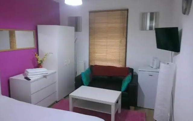 Manor Apartments