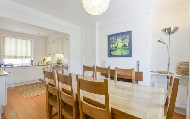 4 Coastguards Cottage