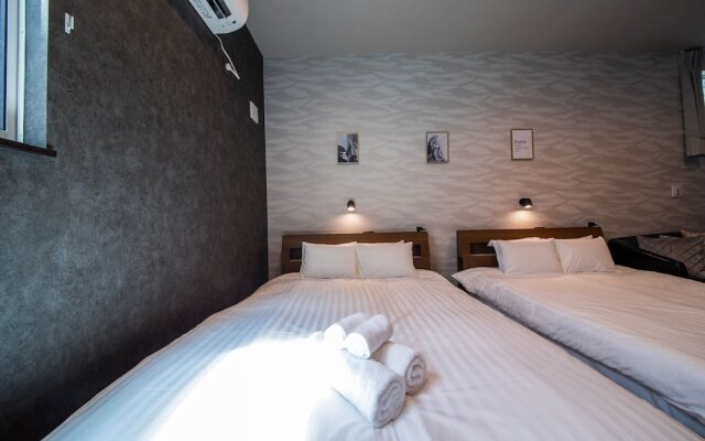 The Plaza Hotel S4W12