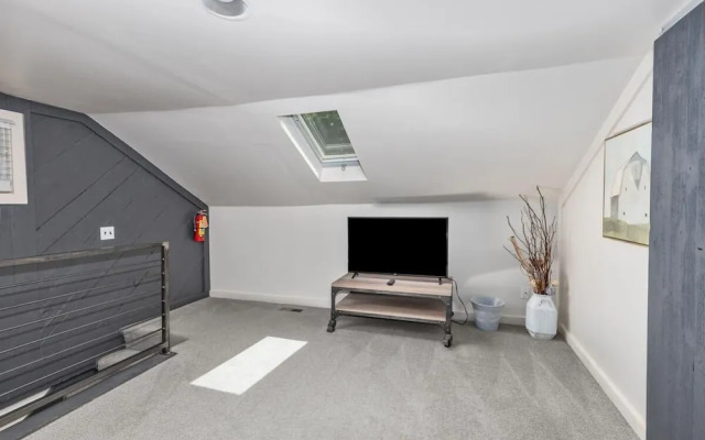 Hummingbird - One Bedroom Apartment, Sleeps 2