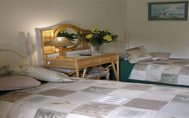Cosy Den B&B Luxury Guest House Style