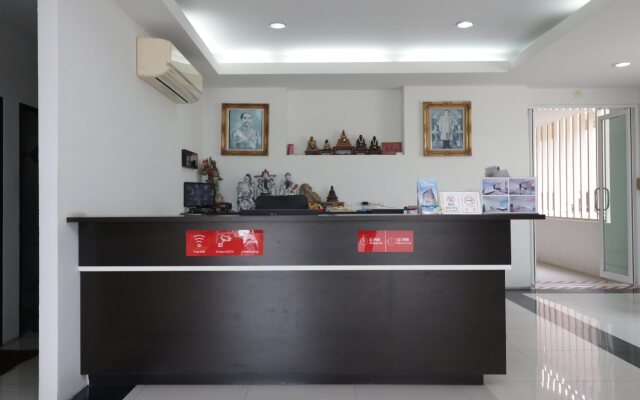 Hua Hin Irooms Hotel