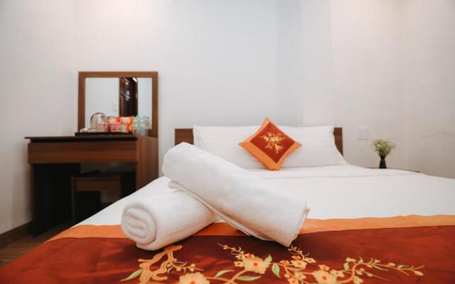 Vn Nhi MTV Hotel
