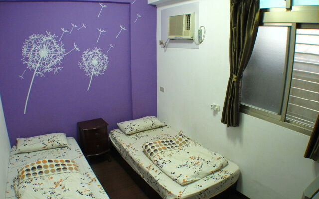 JV's Hostel