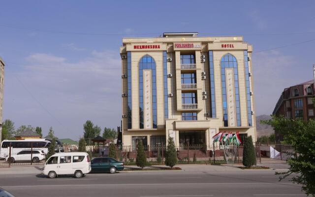 Panjakent Plaza