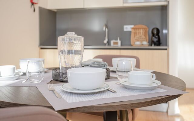 Liiiving-Mouzinho Residence Apartment 3F