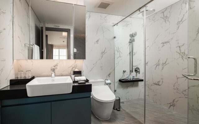 Oakwood Residence Hanoi