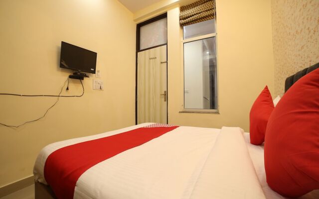 Oyo 36973 the Jaipur Royals