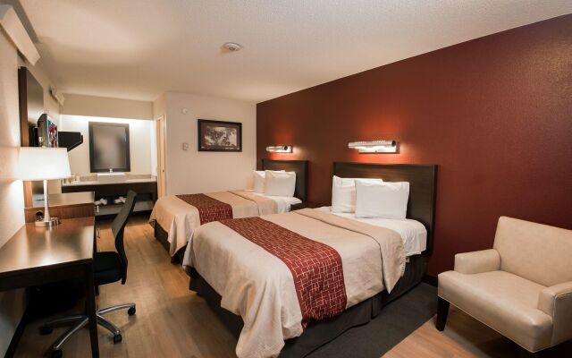 Red Roof Inn PLUS+ Chicago - Willowbrook