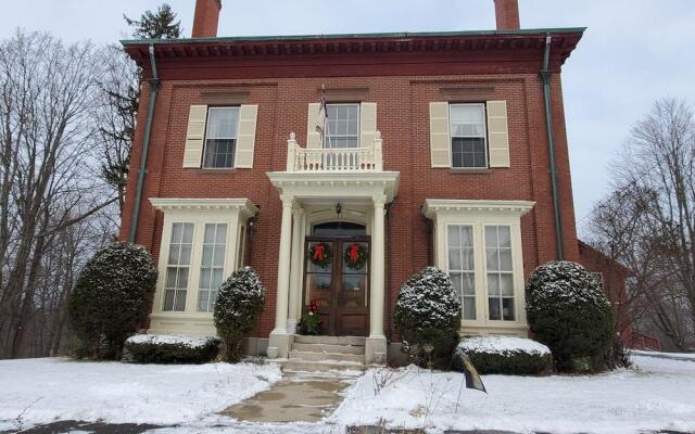 The Jeremiah Mason House B & B