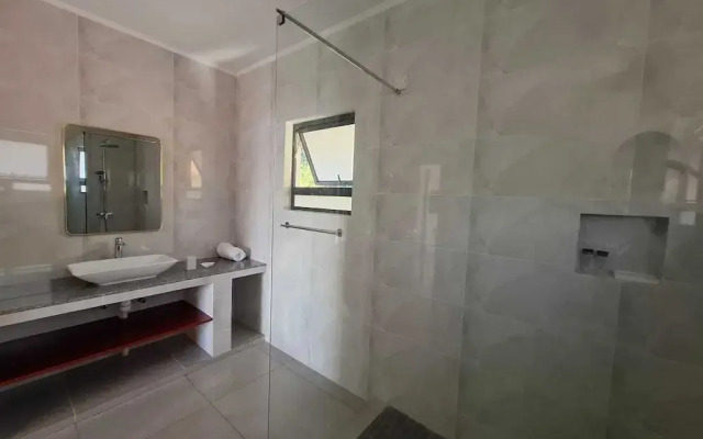 Tropical Secrets Holiday Apartments