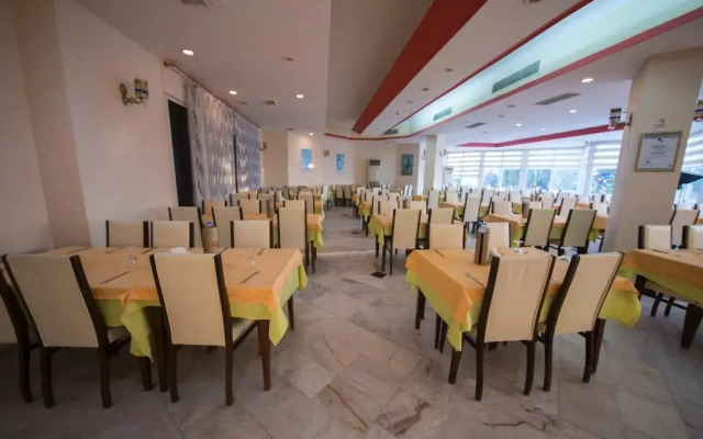 Alanya First Class Hotel