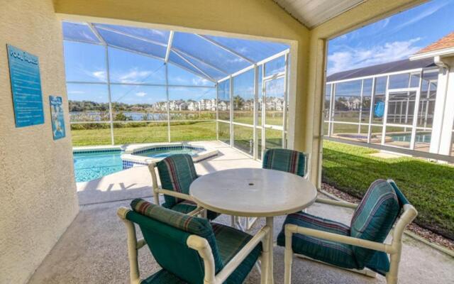 Clifford's Pinewood Estates Vacation Home