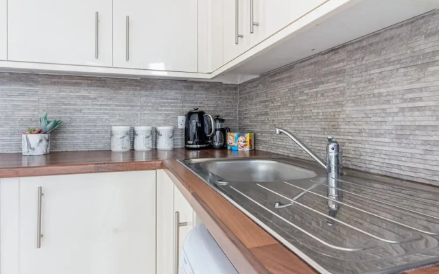 Worcester City Centre Apartment - 2 Bedrooms