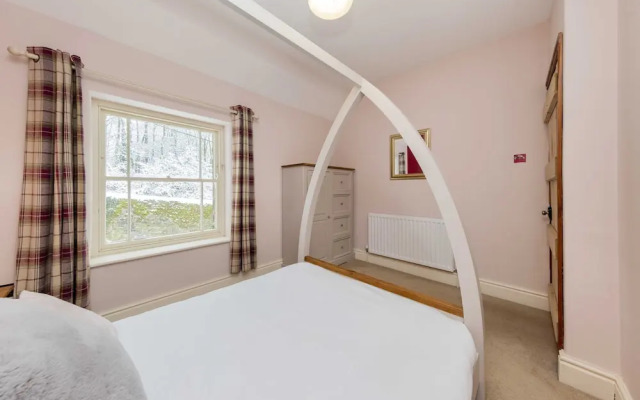 Pudding Cottage