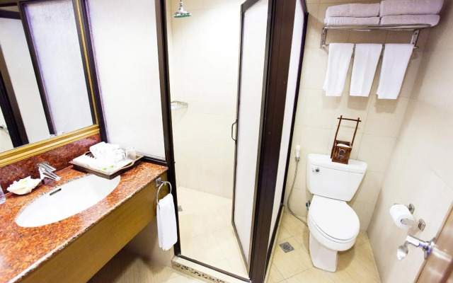Boracay Tropics Resort Hotel