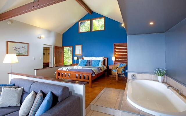 Mountain Edge Studios on Tamborine Mountain