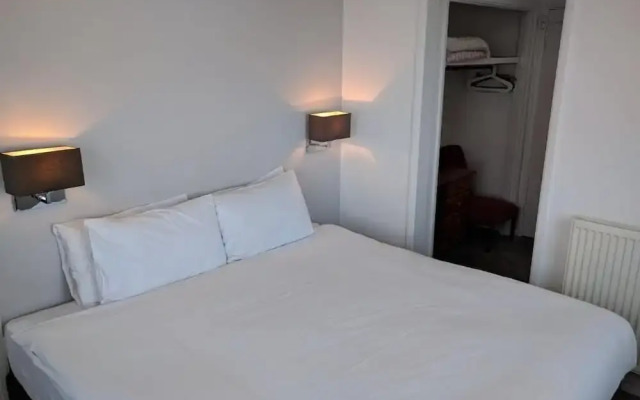 Mayfair Hotel
