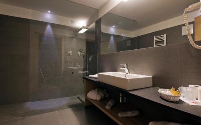 Design And Suite Hotel Ciarnadoi