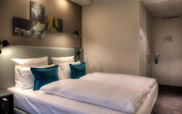 Motel One Amsterdam - Waterlooplein