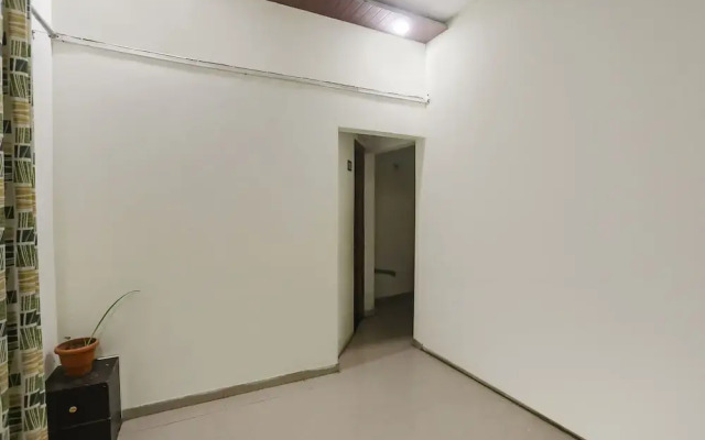 Happy Stay Inn by OYO Rooms