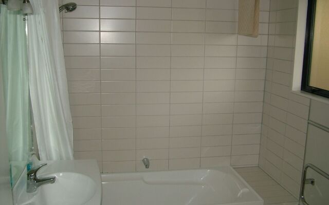39b Denby Place