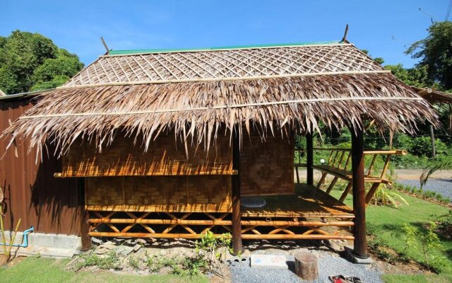 Phuhaya Bamboo Bungalows