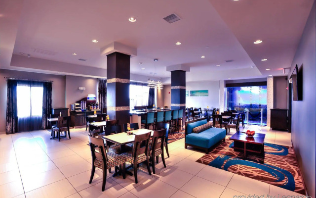 Holiday Inn Express & Suites Amarillo West by IHG