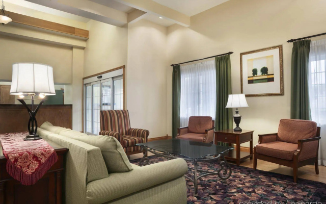 Country Inn & Suites by Radisson, Kalamazoo, MI
