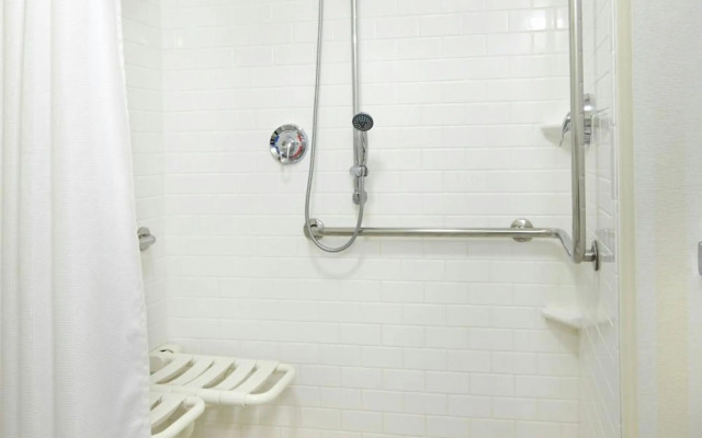 Fairfield Inn & Suites by Marriott Pittsburgh Neville Island