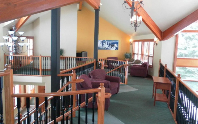 The Pinnacle Lodge