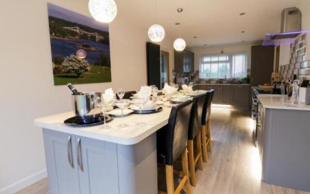 32 Gwelfor, Cemaes Bay