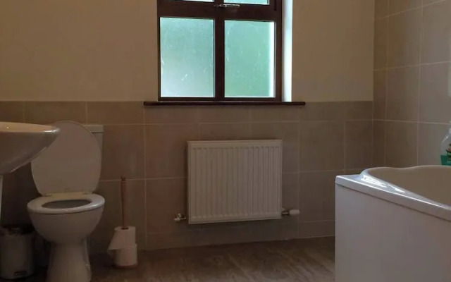 Dingle Holiday Haven - Comfortable 3 Bedroom House