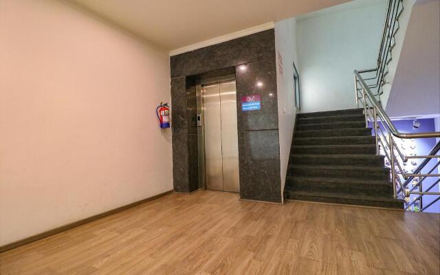 FabHotel Chattarpur Enclave