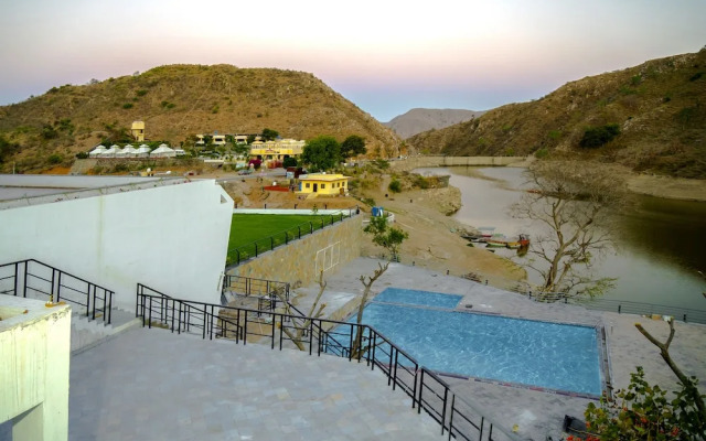 Via Lakhela Resort & Spa