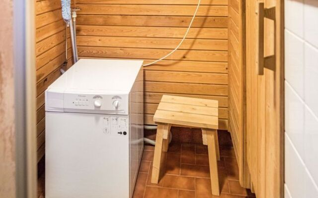 YLLäSNäKYY 7 / KARKELO
