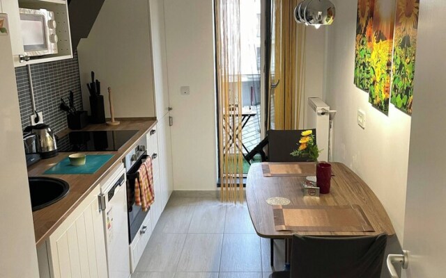 Unique Modern Studio Grozăvești Near Orhideea Towers