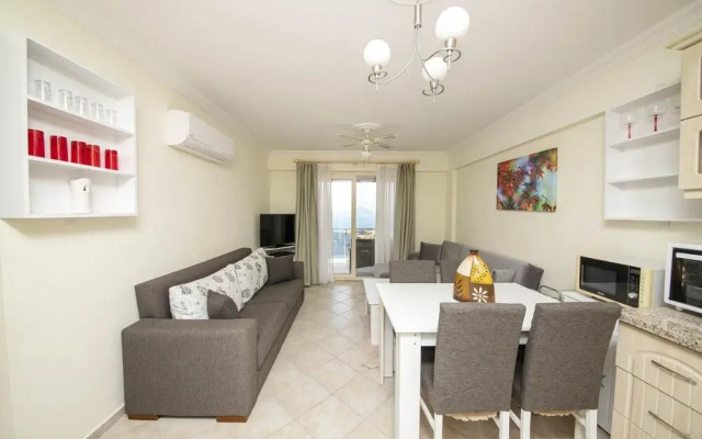 Sleek Flat With Private Beach and View in Milas