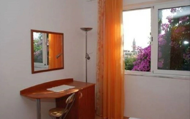 Pero - 50 m From sea - A1 Ljiljana