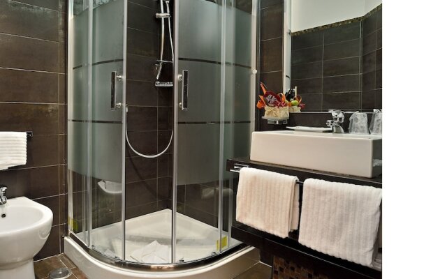 Catone District Hotel
