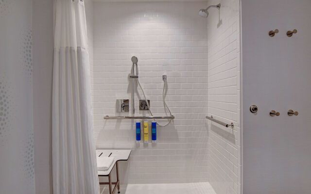 Tru by Hilton Rocky Mount