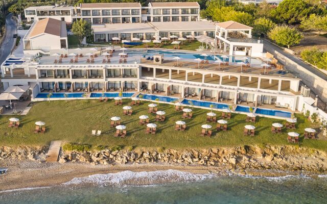 Cavo Orient Beach Hotel