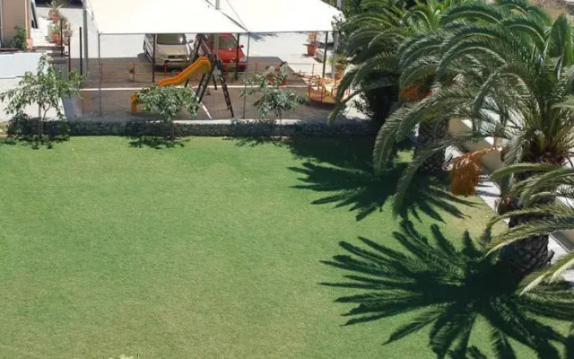 Demestichas Apartments