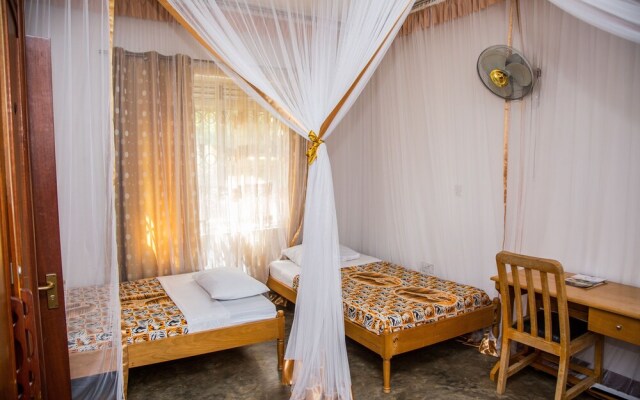 Adonai Guest House - Hostel