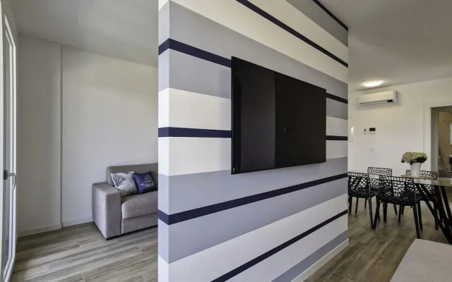 Modern Studio With Terrace in Bibione