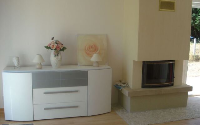 Modern Holiday Home In Denneville with Garden