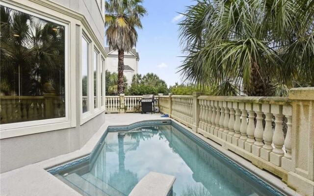 Collier Court 3 - Six Bedroom Home